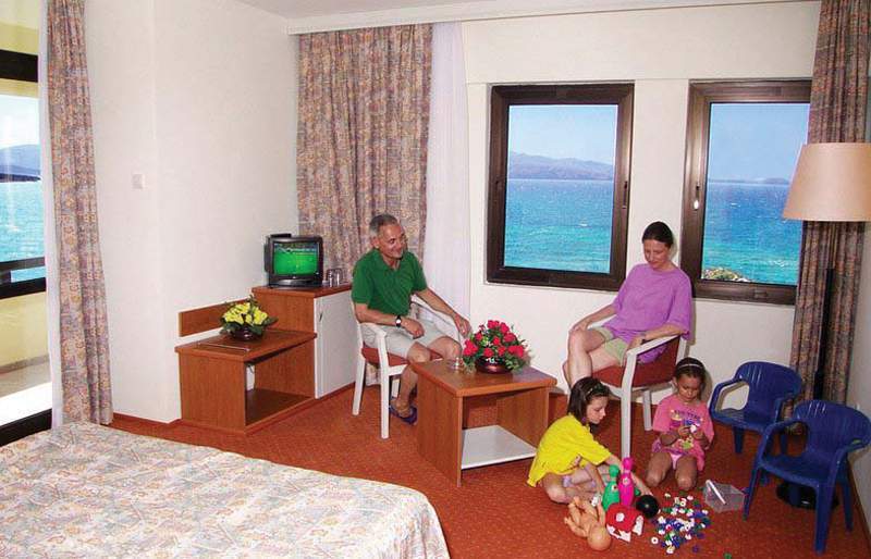 Babaylon Hotel Чесме Екстериор снимка